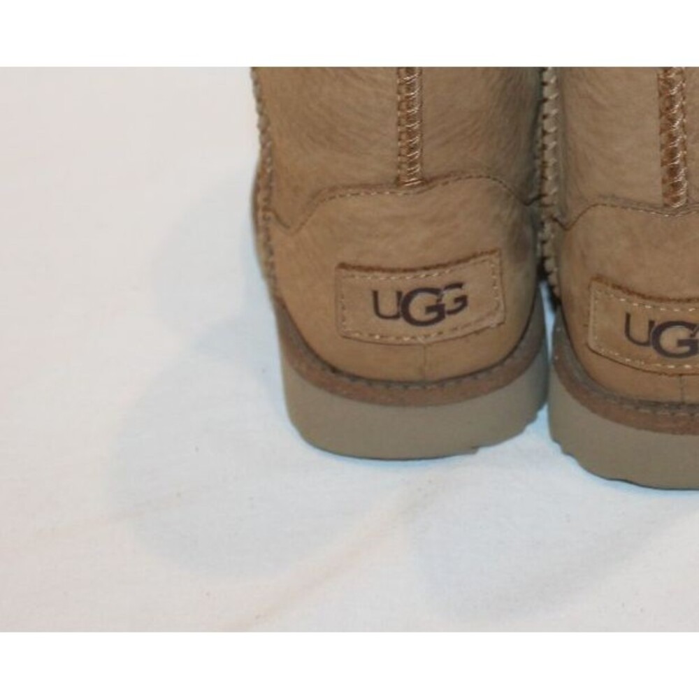 UGG Classic Short Suede Shearling Lined Boots Toddler 9 CHESTNUT NEW - Picture 6 of 7